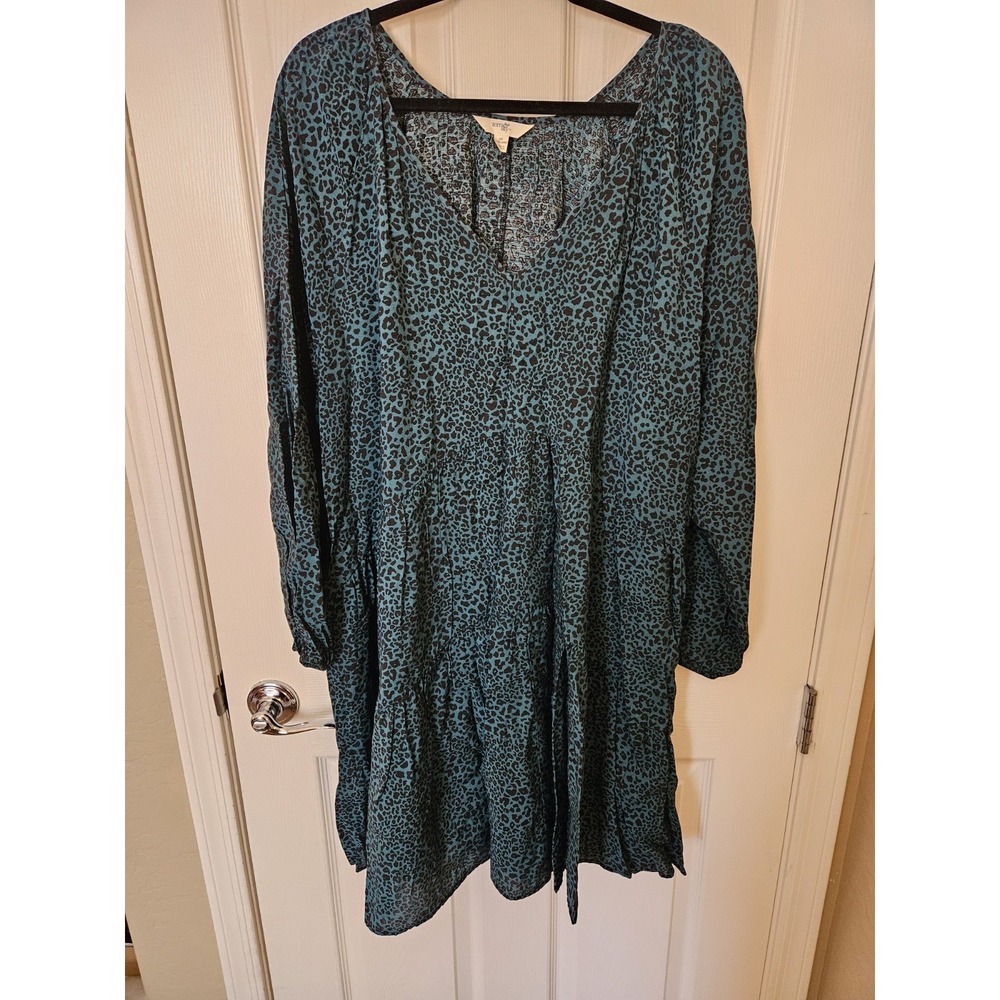 Terra & Sky Dark Green Leopard Print Long Sleeves Tiered Dress V-Neck, Plus 2X